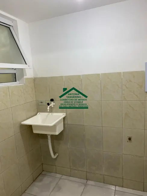 Apartamento com 2 quartos para alugar, 52m2 em Portão, Aruja - SP - imagem 4 Foto 4 de Apartamento com 2 quartos para alugar, 52m2 em Portão, Aruja - SP