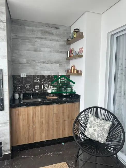 Apartamento com 3 quartos para alugar, 108m2 em Jordanópolis, Aruja - SP - imagem 6 Foto 6 de Apartamento com 3 quartos para alugar, 108m2 em Jordanópolis, Aruja - SP