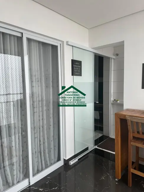 Apartamento com 3 quartos para alugar, 108m2 em Jordanópolis, Aruja - SP - imagem 7 Foto 7 de Apartamento com 3 quartos para alugar, 108m2 em Jordanópolis, Aruja - SP