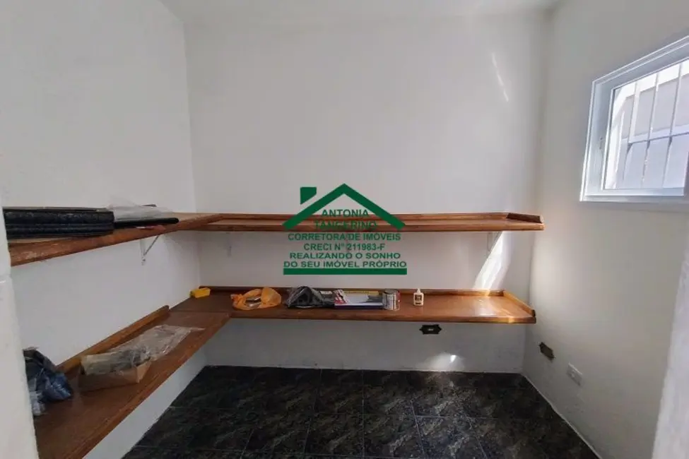 Foto 8 de Casa com 4 quartos para alugar, 400m2 em Chácara São José, Aruja - SP