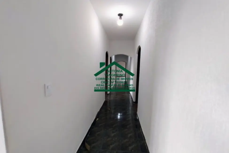 Foto 9 de Casa com 4 quartos para alugar, 400m2 em Chácara São José, Aruja - SP