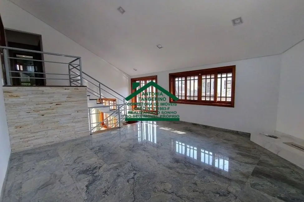 Foto 2 de Casa de Condomínio com 4 quartos à venda, 246m2 em Jardim Fazenda Rincão, Aruja - SP