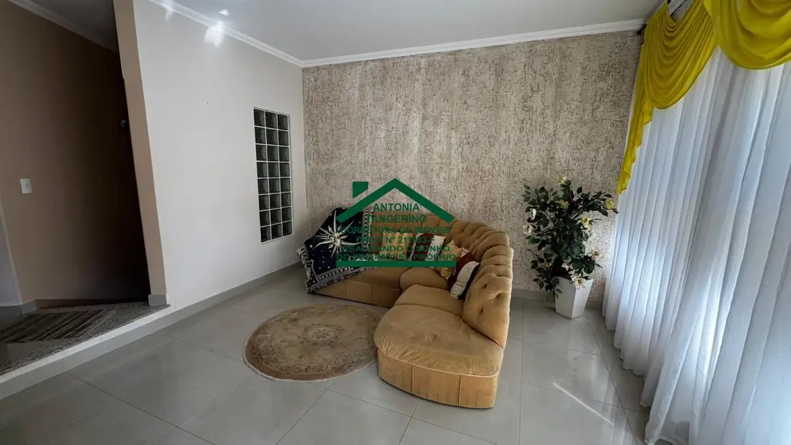 Casa de Condomínio com 4 quartos à venda, 430m2 em Aruja - SP - imagem 8 Foto 8 de Casa de Condomínio com 4 quartos à venda, 430m2 em Aruja - SP