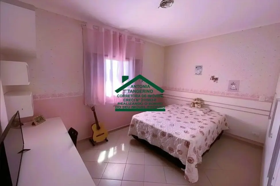 Foto 7 de Sobrado com 3 quartos à venda, 120m2 em Vila Pilar, Aruja - SP