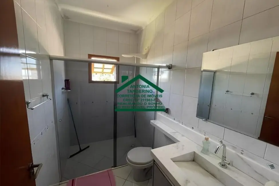 Foto 8 de Sobrado com 3 quartos à venda, 120m2 em Vila Pilar, Aruja - SP