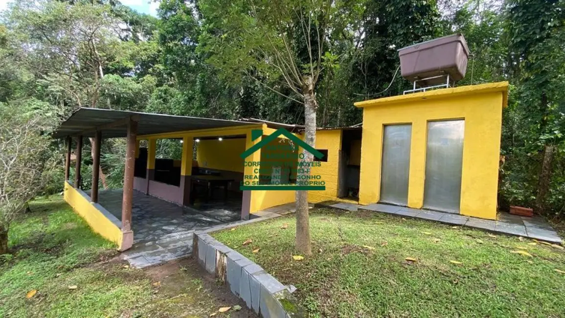 Foto 6 de Chácara com 2 quartos à venda, 150m2 em Granjas Urupes, Aruja - SP