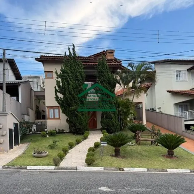 Foto 1 de Casa de Condomínio com 3 quartos à venda, 336m2 em Caputera, Aruja - SP