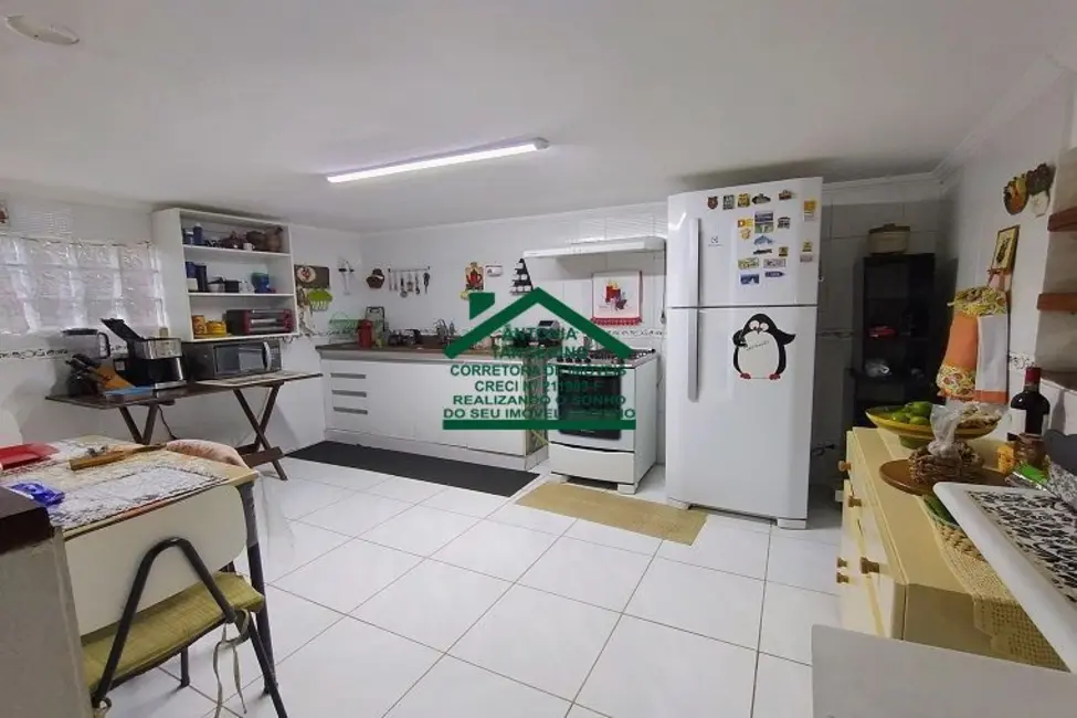 Foto 7 de Chácara com 3 quartos à venda, 200m2 em Chácaras Copaco, Aruja - SP