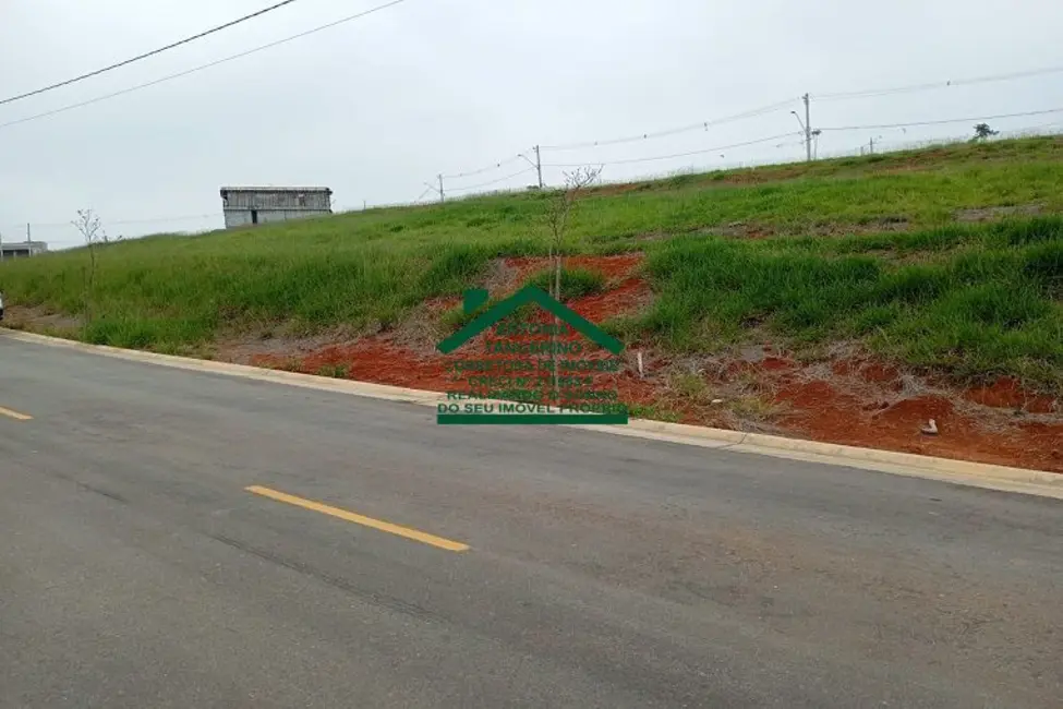 Foto 2 de Terreno / Lote à venda, 301m2 em Centro, Aruja - SP