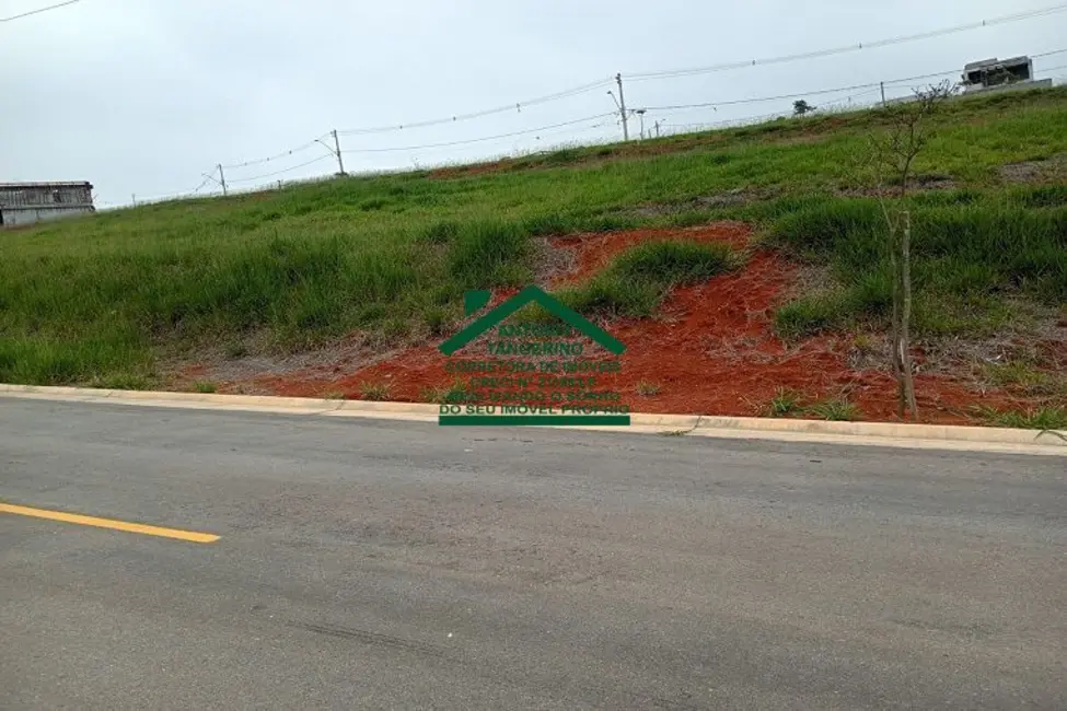 Foto 4 de Terreno / Lote à venda, 301m2 em Centro, Aruja - SP