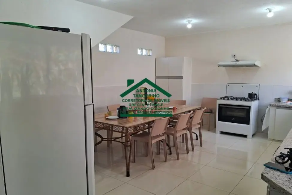 Chácara com 5 quartos à venda, 240m2 em Guararema - SP - imagem 7 Foto 7 de Chácara com 5 quartos à venda, 240m2 em Guararema - SP