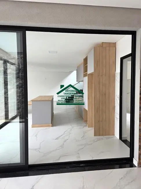 Foto 6 de Casa de Condomínio com 3 quartos à venda, 342m2 em Caputera, Aruja - SP