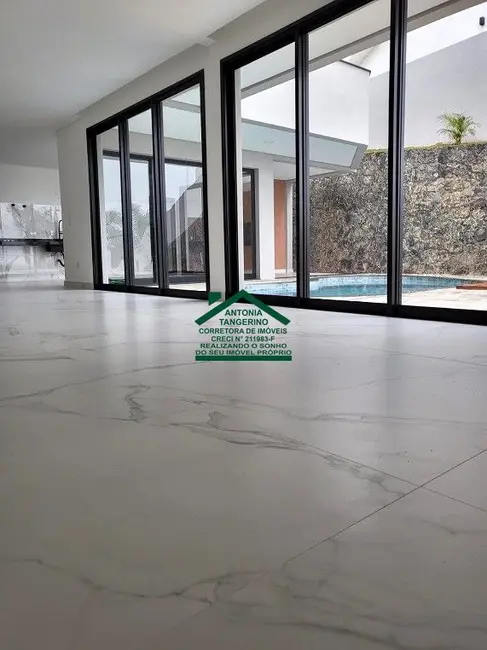 Foto 8 de Casa de Condomínio com 3 quartos à venda, 342m2 em Caputera, Aruja - SP