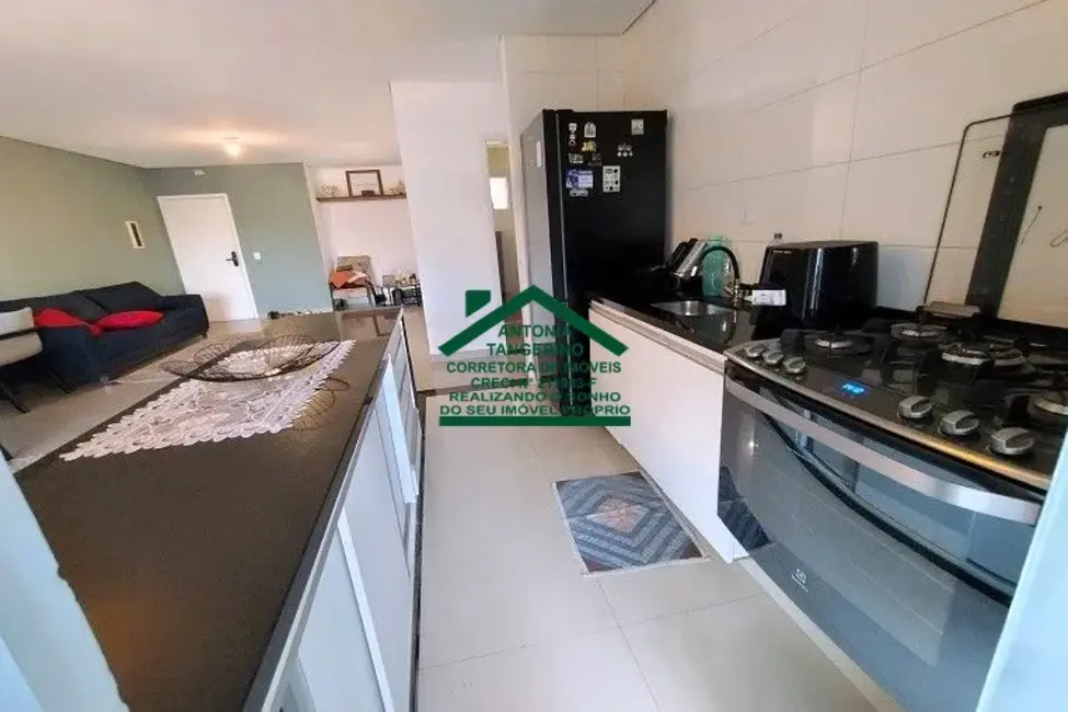 Apartamento com 2 quartos para alugar, 86m2 em Jordanópolis, Aruja - SP - imagem 5 Foto 5 de Apartamento com 2 quartos para alugar, 86m2 em Jordanópolis, Aruja - SP