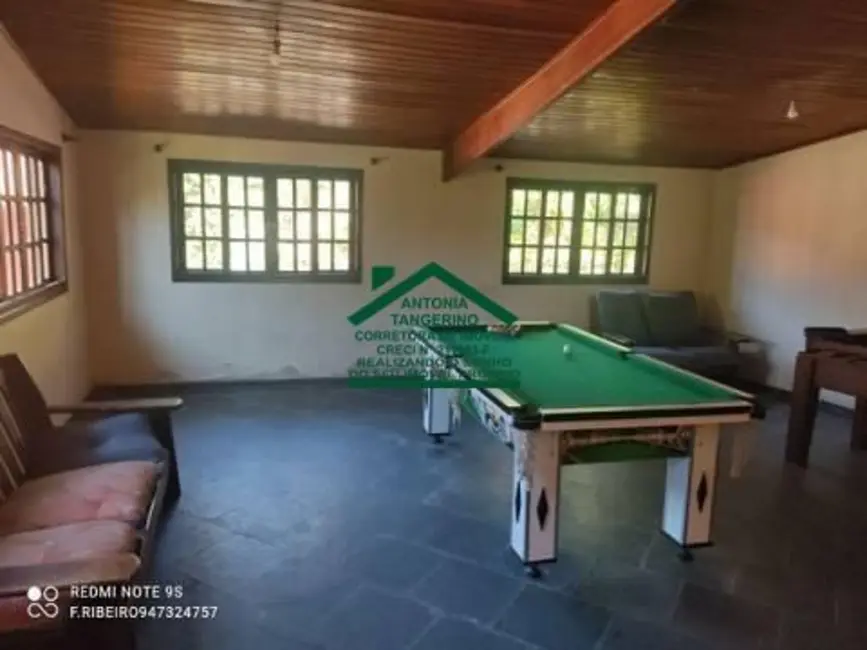 Chácara com 6 quartos à venda, 600m2 em Jardim Santo Antônio, Aruja - SP - imagem 7 Foto 7 de Chácara com 6 quartos à venda, 600m2 em Jardim Santo Antônio, Aruja - SP