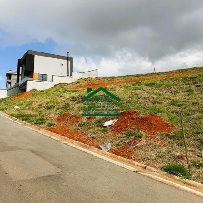 Foto 1 de Terreno / Lote à venda, 314m2 em Centro, Aruja - SP