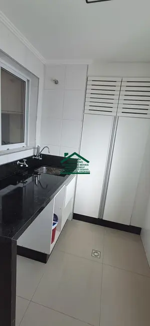 Apartamento com 3 quartos para alugar, 98m2 em Jordanópolis, Aruja - SP - imagem 6 Foto 6 de Apartamento com 3 quartos para alugar, 98m2 em Jordanópolis, Aruja - SP