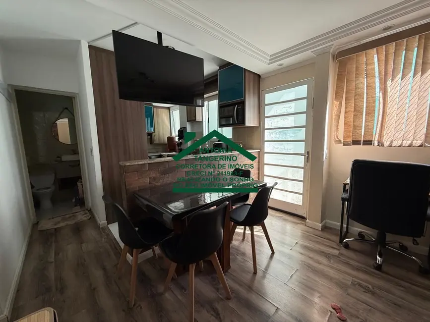 Foto 2 de Apartamento com 2 quartos à venda, 54m2 em Portão, Aruja - SP