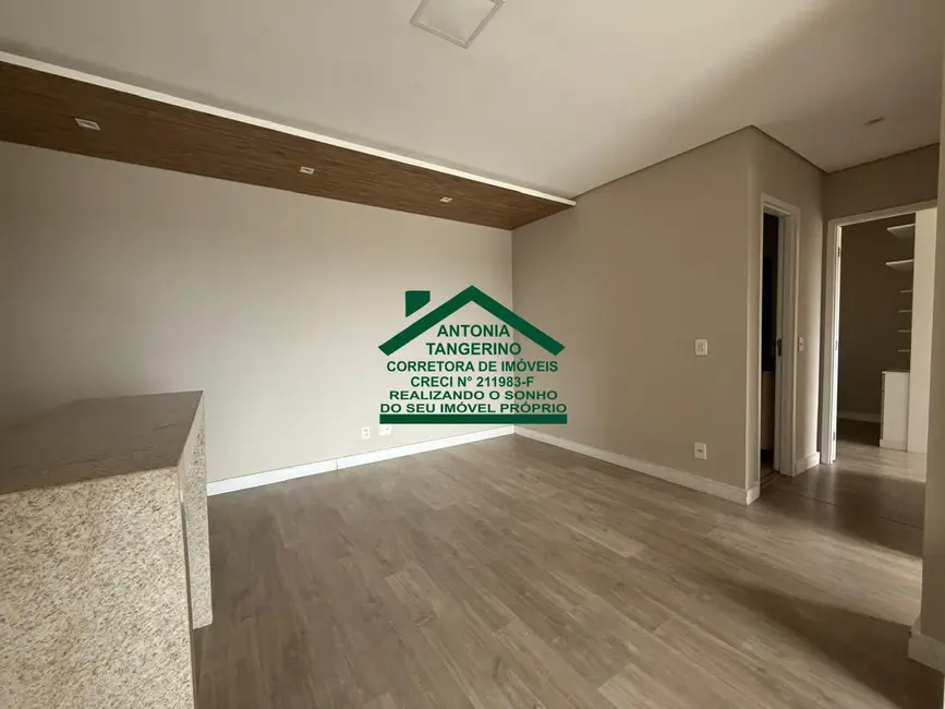 Apartamento com 2 quartos para alugar, 67m2 em Jardim Limoeiro, Aruja - SP - imagem 4 Foto 4 de Apartamento com 2 quartos para alugar, 67m2 em Jardim Limoeiro, Aruja - SP