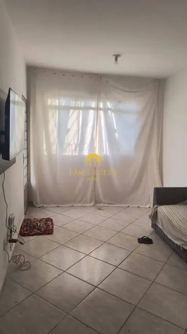 Foto 2 de Casa com 2 quartos à venda, 54m2 em Sarzedo - MG