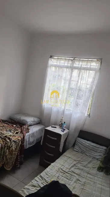 Foto 5 de Casa com 2 quartos à venda, 54m2 em Sarzedo - MG