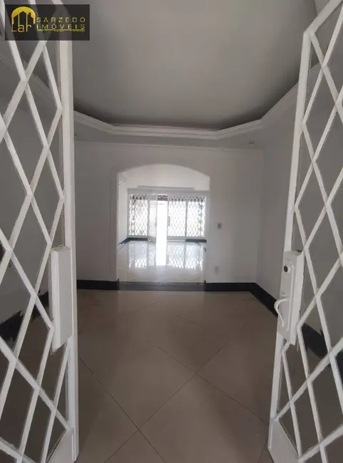 Foto 5 de Casa com 2 quartos à venda, 1800m2 em Vila Satélite, Sarzedo - MG