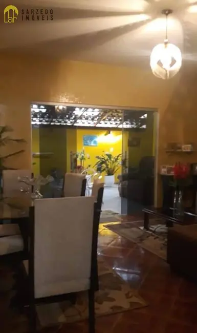 Foto 6 de Casa com 4 quartos à venda, 250m2 em Sarzedo - MG