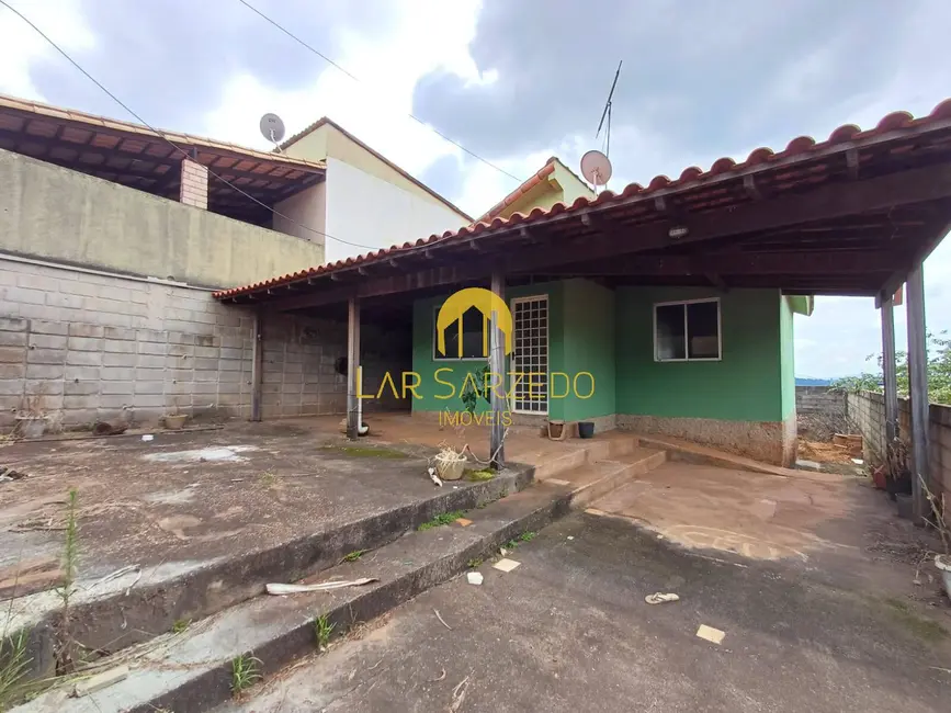 Foto 2 de Casa com 3 quartos à venda, 250m2 em Mario Campos - MG