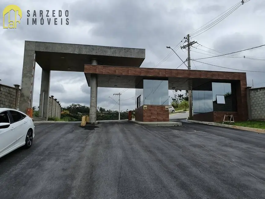 Foto 1 de Terreno / Lote à venda, 1102m2 em Sarzedo - MG