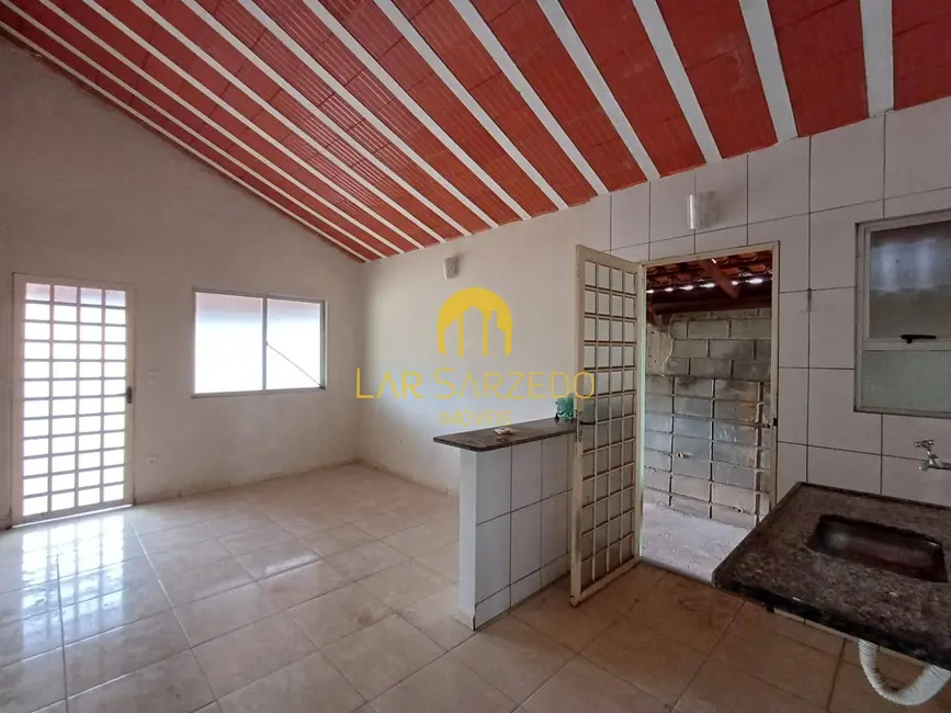 Foto 4 de Casa com 3 quartos à venda, 250m2 em Mario Campos - MG