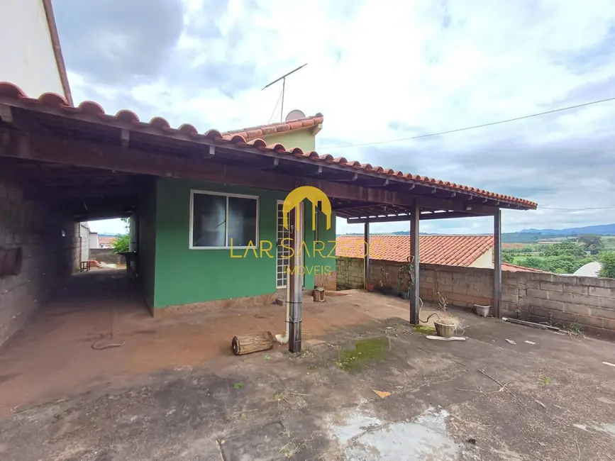 Foto 1 de Casa com 3 quartos à venda, 250m2 em Mario Campos - MG