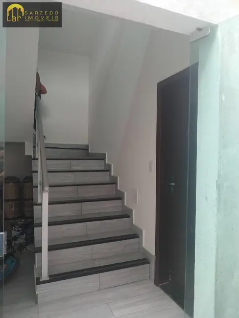 Cobertura com 3 quartos para alugar em Sarzedo - MG - imagem 4 Foto 4 de Cobertura com 3 quartos para alugar em Sarzedo - MG