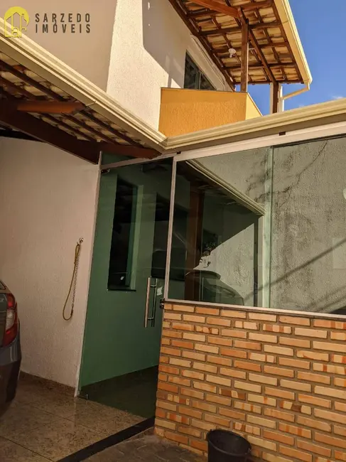 Foto 3 de Casa de Condomínio com 2 quartos à venda, 135m2 em Sarzedo - MG