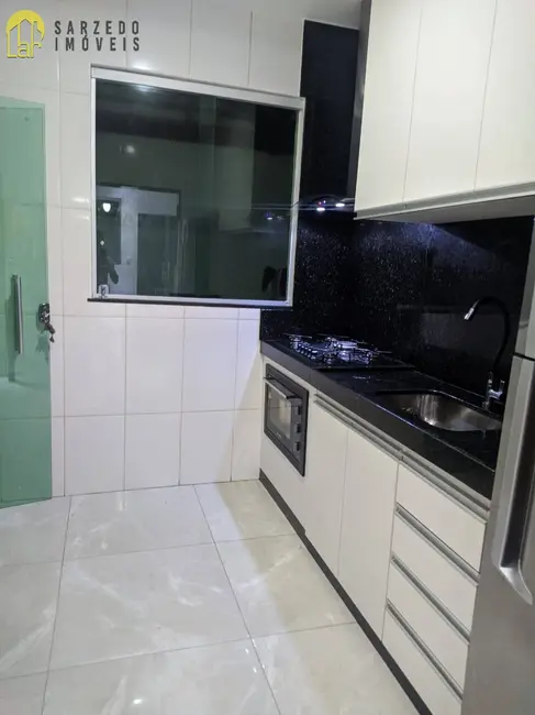 Foto 9 de Casa de Condomínio com 2 quartos à venda, 135m2 em Sarzedo - MG