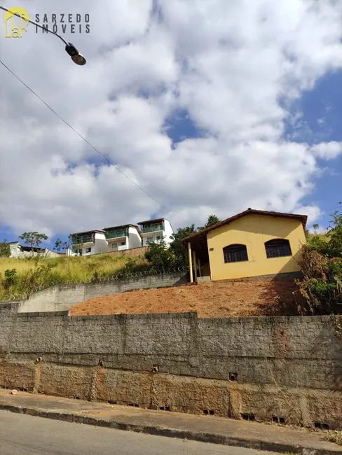 Foto 1 de Terreno / Lote à venda, 600m2 em Sarzedo - MG