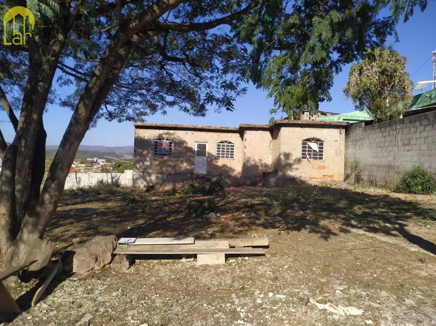Foto 6 de Terreno / Lote à venda, 300m2 em Sarzedo - MG