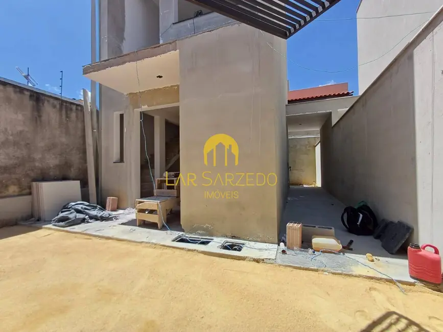 Foto 2 de Casa de Condomínio com 3 quartos à venda, 70m2 em Sarzedo - MG