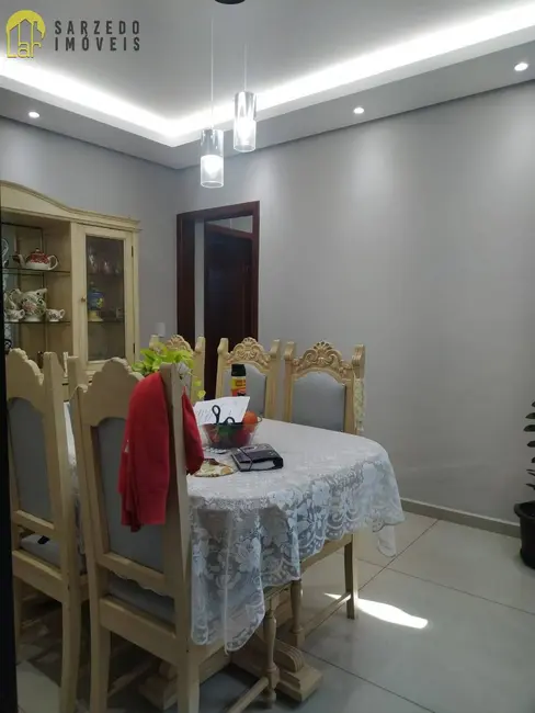 Foto 7 de Casa com 3 quartos à venda, 200m2 em Sarzedo - MG