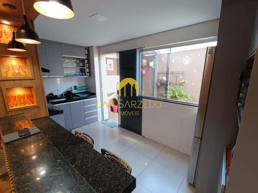 Foto 4 de Apartamento com 2 quartos à venda, 907330m2 em Sarzedo - MG