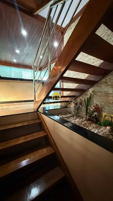 Foto 6 de Casa com 7 quartos à venda, 440m2 em Mario Campos - MG