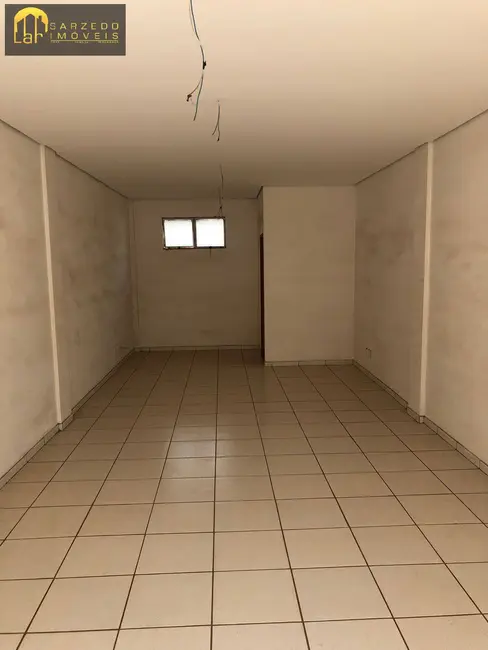 Foto 8 de Loja à venda, 46m2 em Sarzedo - MG