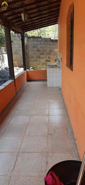 Foto 2 de Casa com 5 quartos à venda, 360m2 em Vespasiano - MG