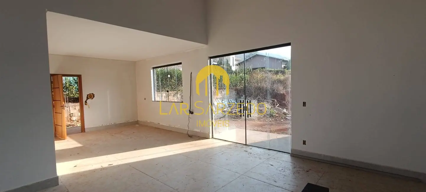 Foto 7 de Casa com 3 quartos à venda, 1000m2 em Mario Campos - MG