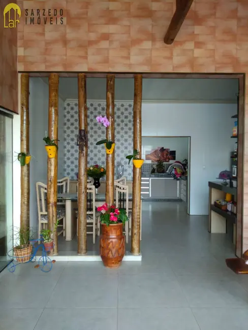 Foto 6 de Casa com 4 quartos à venda, 325m2 em Sarzedo - MG