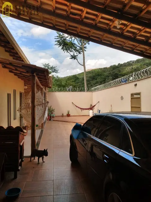 Foto 4 de Casa com 4 quartos à venda, 325m2 em Sarzedo - MG