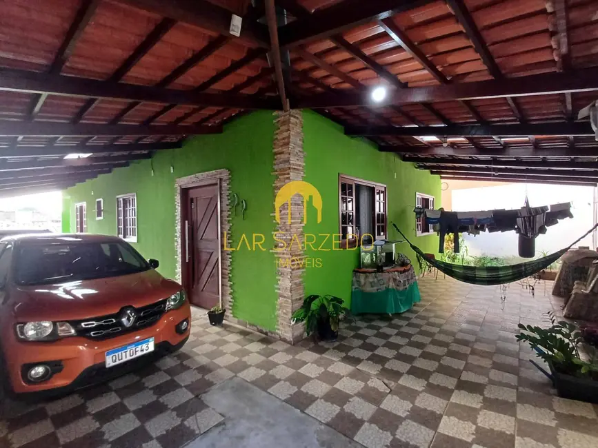 Foto 1 de Casa com 4 quartos à venda, 337m2 em Sarzedo - MG