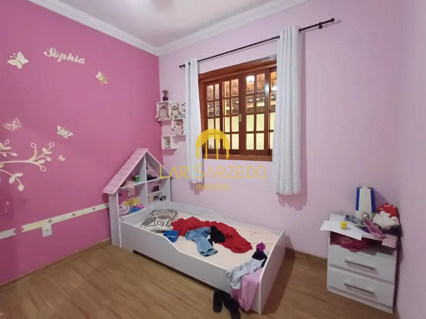 Casa com 4 quartos à venda, 337m2 em Sarzedo - MG - imagem 5 Foto 5 de Casa com 4 quartos à venda, 337m2 em Sarzedo - MG