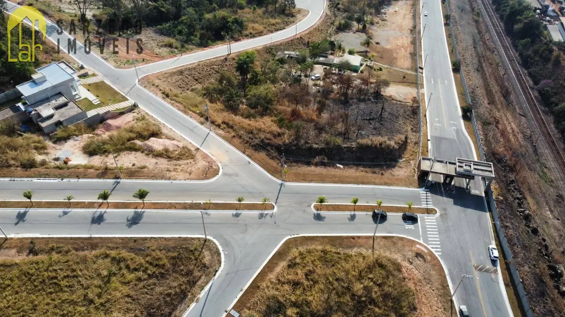 Foto 9 de Terreno / Lote à venda, 1000m2 em Sarzedo - MG