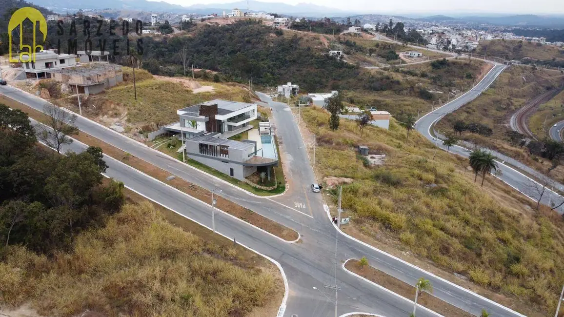 Foto 1 de Terreno / Lote à venda, 1000m2 em Sarzedo - MG