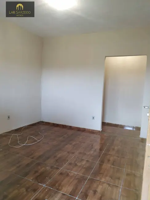 Casa com 2 quartos à venda e para alugar, 180m2 em Sarzedo - MG - imagem 4 Foto 4 de Casa com 2 quartos à venda e para alugar, 180m2 em Sarzedo - MG